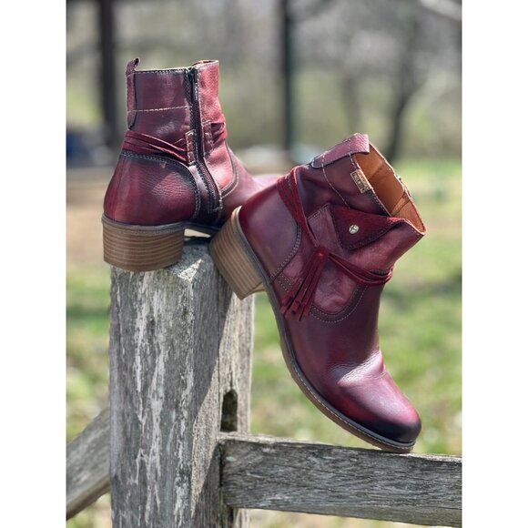 Pikolinos red ankle boots. Size 41 euro - Picture 2 of 7